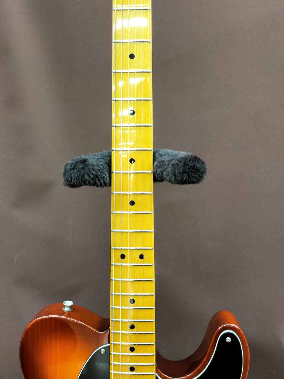 FENDER MODERN PLAYER TELECASTER PLUS Electric Guitar