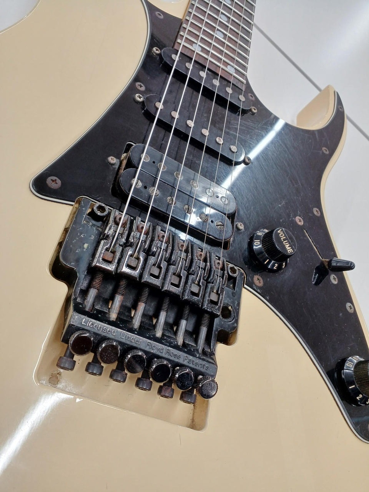 IBANEZ RG-550R Used Basswood body Maple neck Rosewood fingerboard White