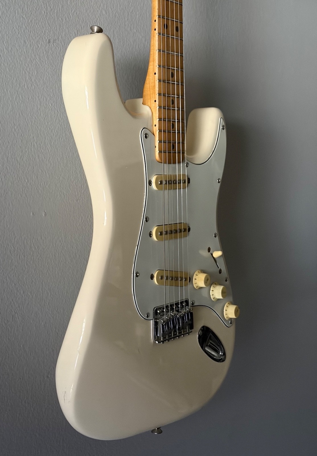 Rare 1989 Fender Squier Stratocaster USA (E9-Series) Aged Olympic White