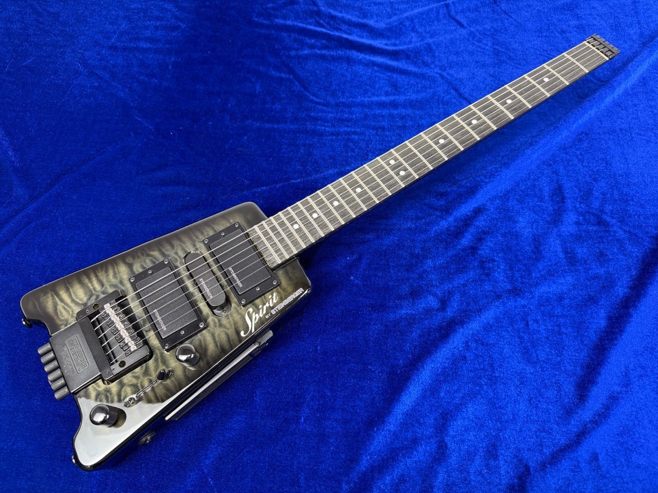 Spirit Steinberger GT-PRO Quilt Top Deluxe Used Maple+Basswood Black w/Soft case