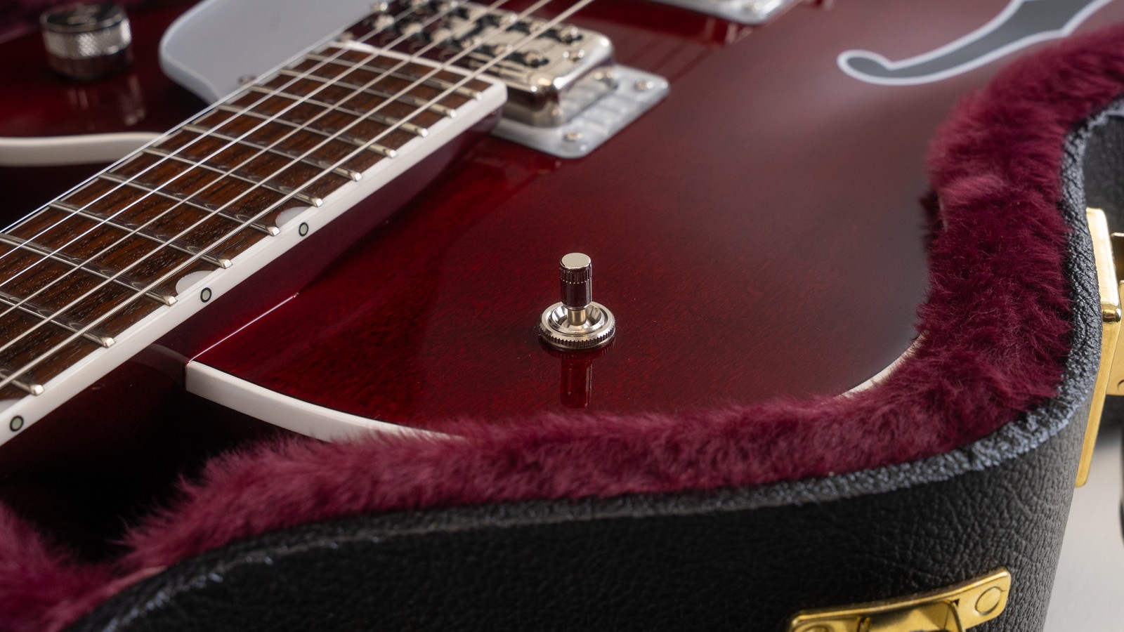 Gretsch G6119T-ET Players Edition Tennessee Rose Electrotone Hollowbody Guitar