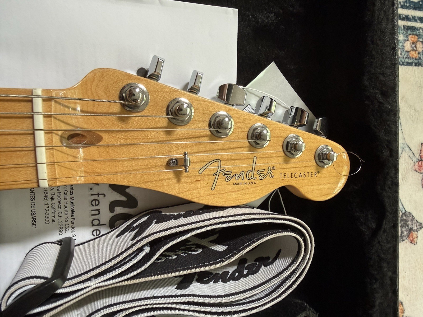 Fender American Standard Telecaster Black w/ Hard Case