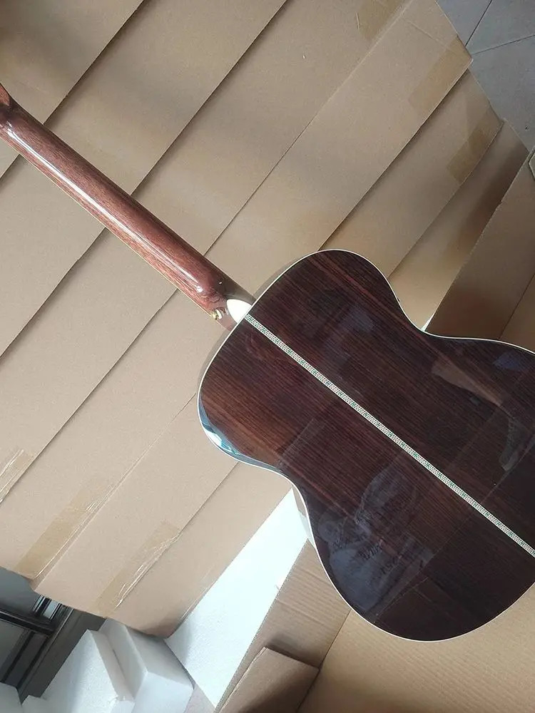 High Quality Acoustic Folk Guitar in Stock, Spruce Maple Panel
