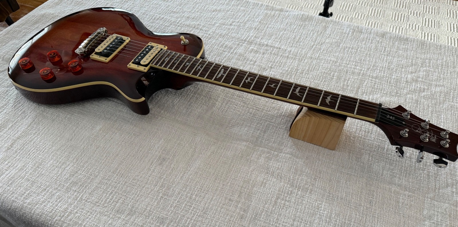 PAUL REED SMITH ELECTRIC GUITAR PRS SE 245 with CASE (PD3044055)