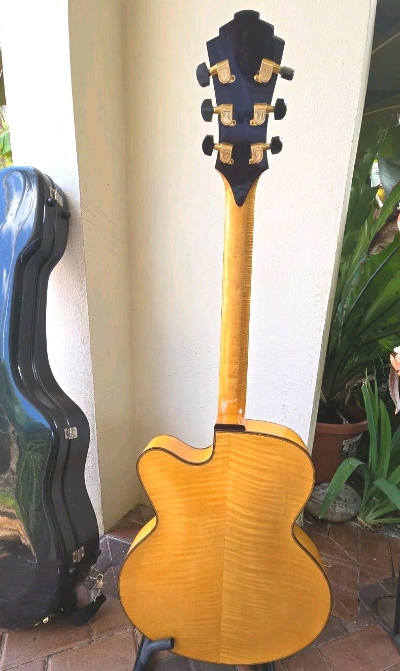 Eastman AR880CE John Pisano 2005 Archtop Jazz Guitar Serial Number 011 Upgraded