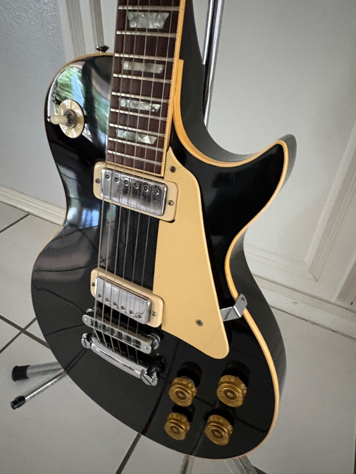 1980 Gibson Les Paul Deluxe Black Ebony + HSC: Excellent