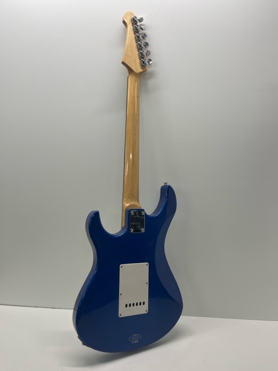 YAMAHA PACIFICA PAC 012 – BLUE (P06036889)