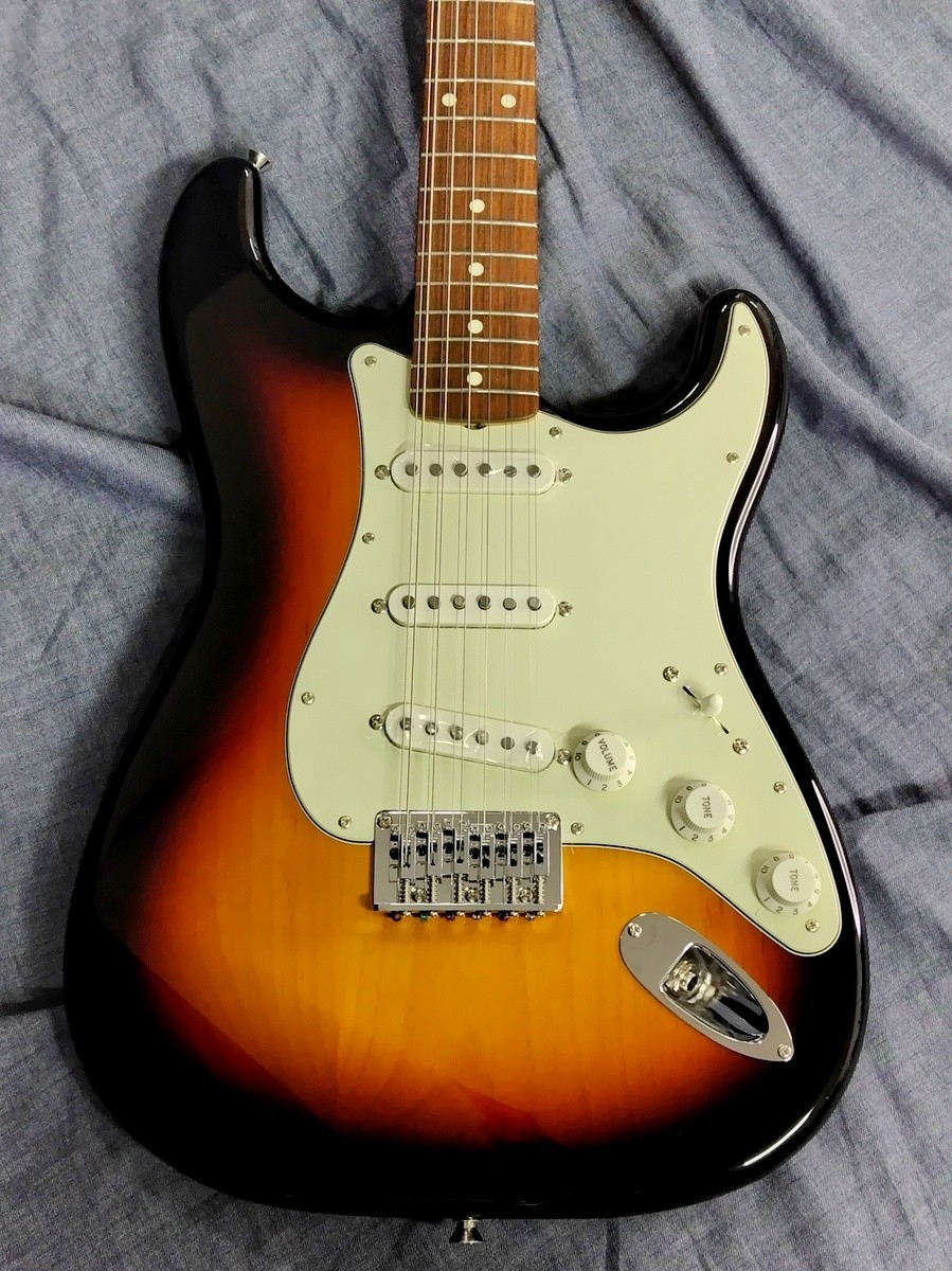 Fender Made In Japan Limited Xii 3-Color Sunburst Strat 12 String Safe delivery
