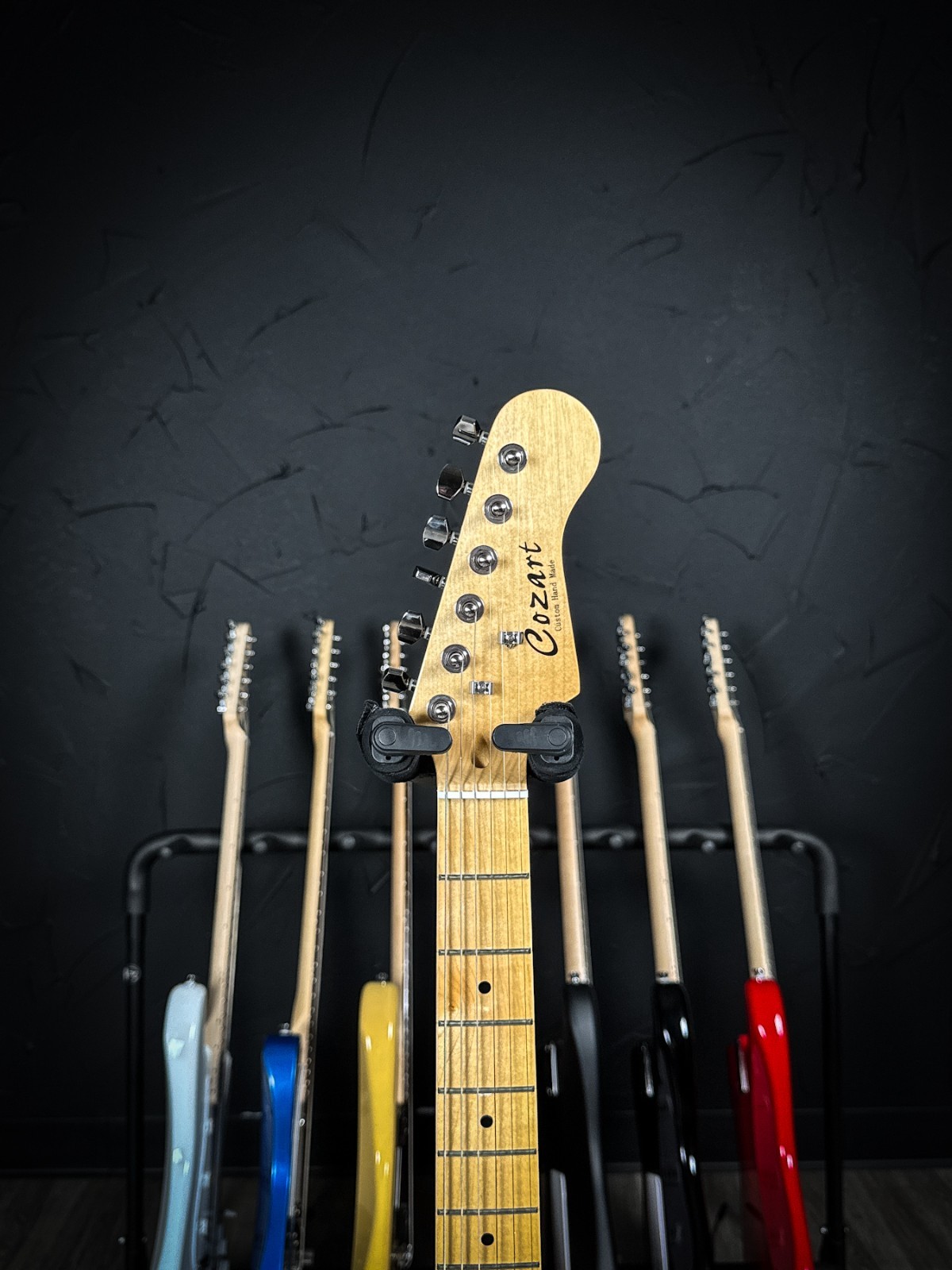 Cozart Strat-Style Electric Guitar – Sunburst – Gig Bag Included