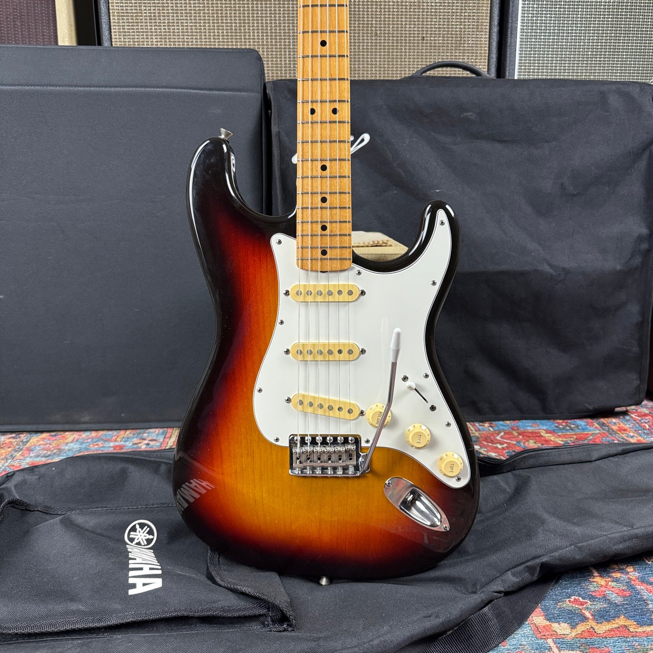 Fender Stratocaster Model ST43 Alder Made in Japan – 2004-2005