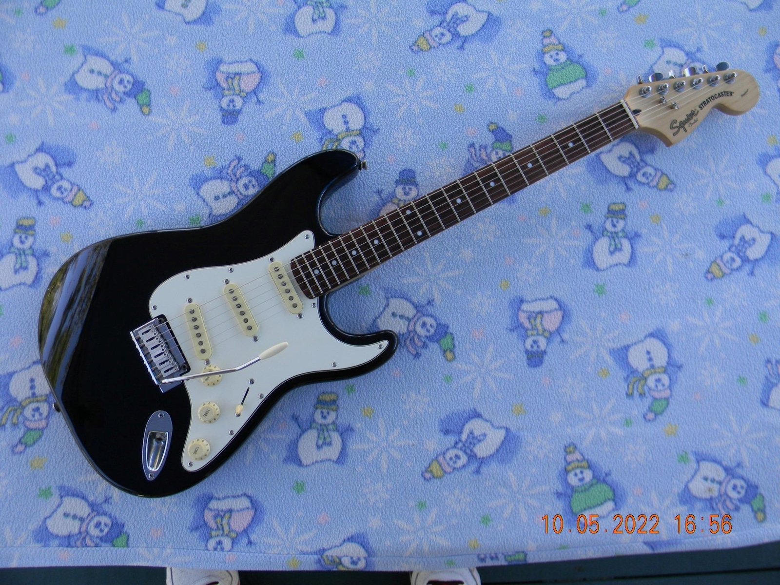 Squier Standard Series Strat , Alnico’s, Custom Wiring, Capacitor Upgrade, Nice