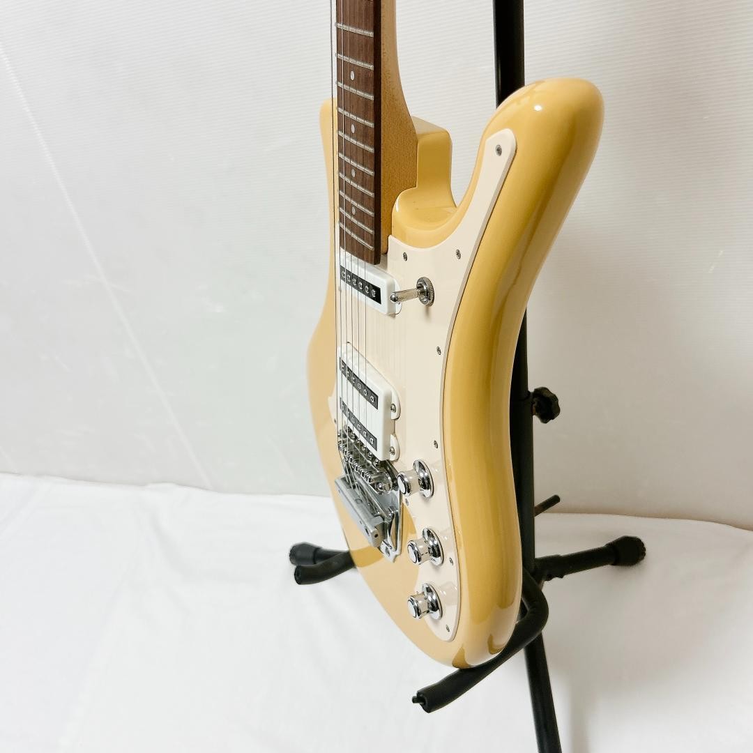 YAMAHA SGV300 Voltage Yellow Banana Electric Guitar Excellent Condition