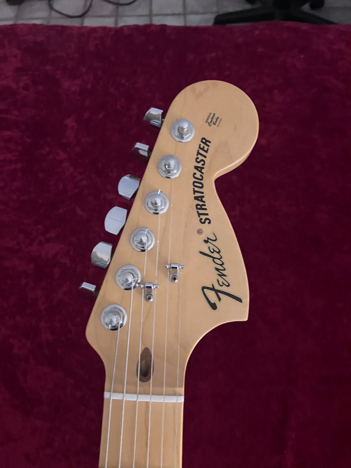 2011 Fender USA Stratocaster – Large Headstock – Red