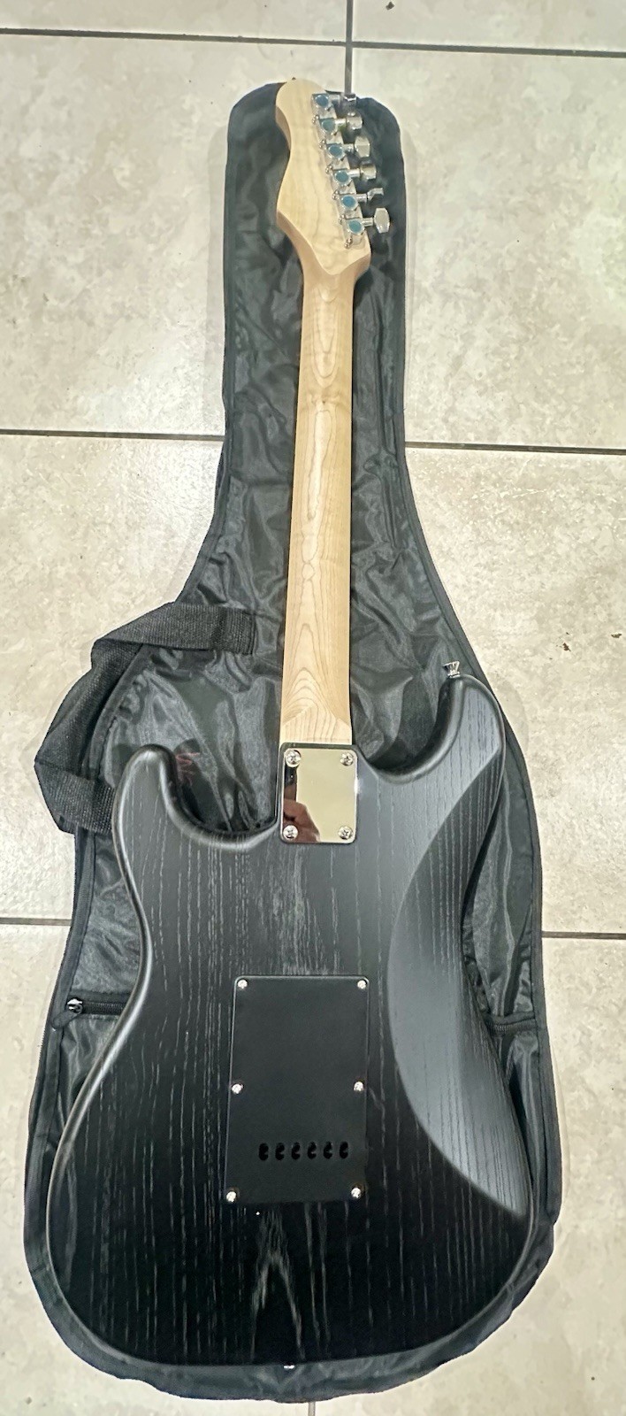Ktone Black Solid Body 6-String Electric Guitar Maple Neck/Fretboard 22F Gig Bag