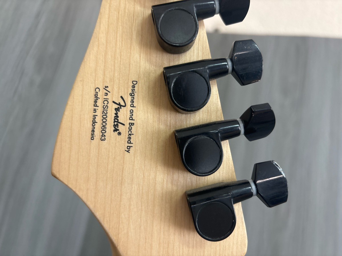 FENDER SQUIER STRATOCASTER (PSO042240)