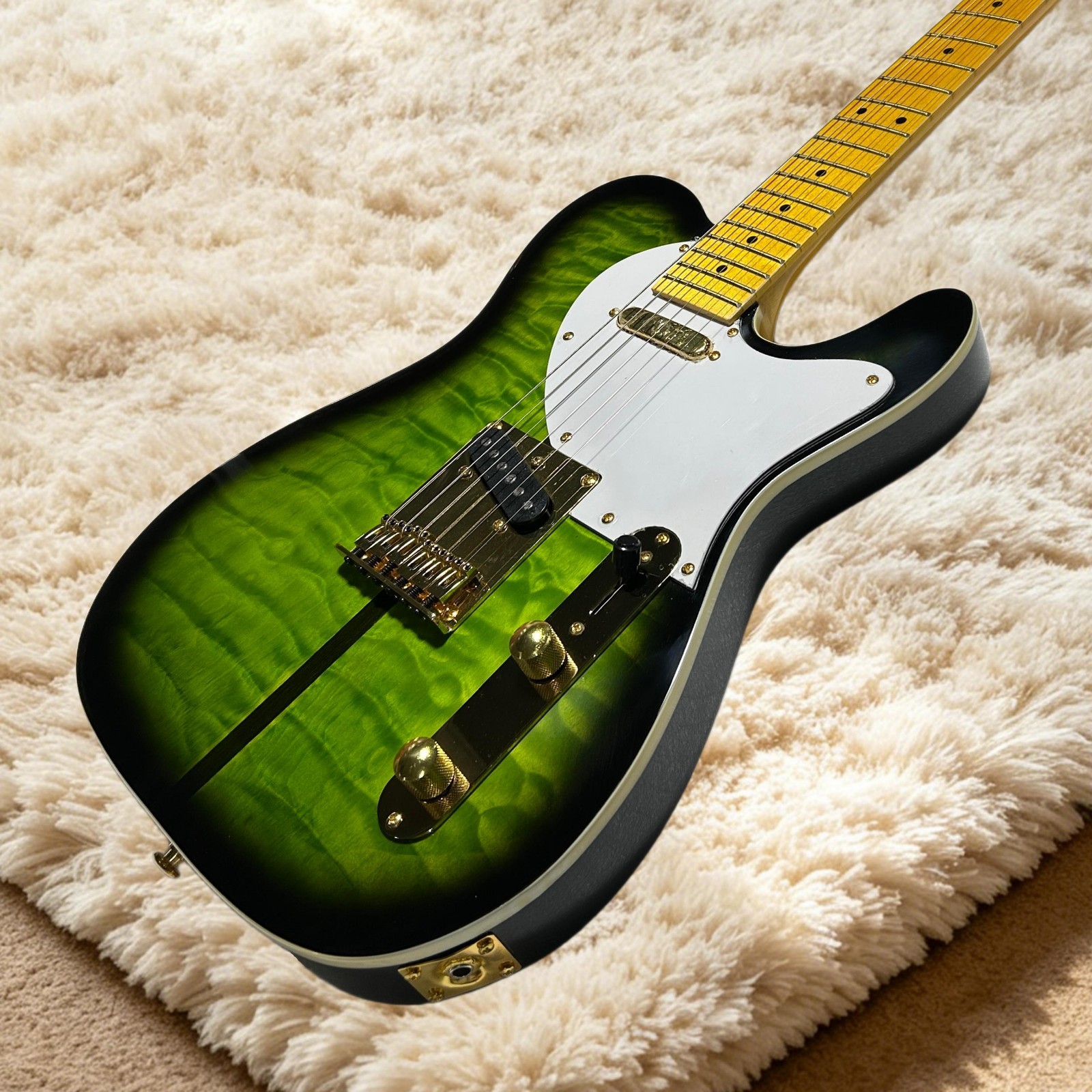 Tele Electric Guitar Cloud Maple Top Green Burst Color Golden Hardware