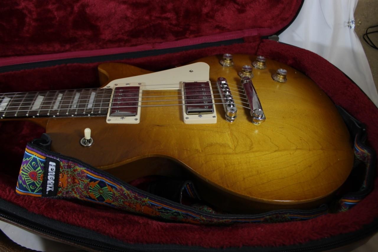 2017 Gibson Les Paul Tribute T Solid Body Honey Burst w/Gibson Padded Case