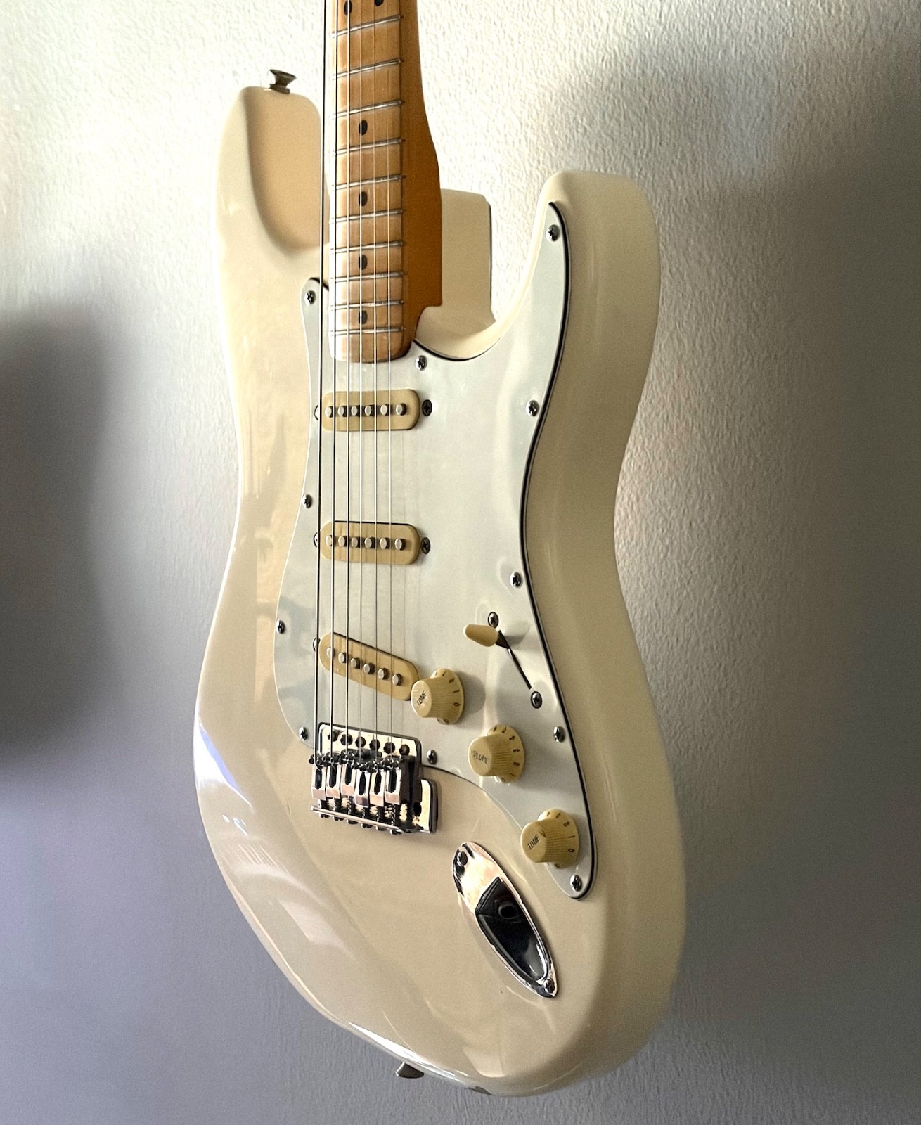 Rare 1989 Fender Squier Stratocaster USA (E9-Series) Aged Olympic White