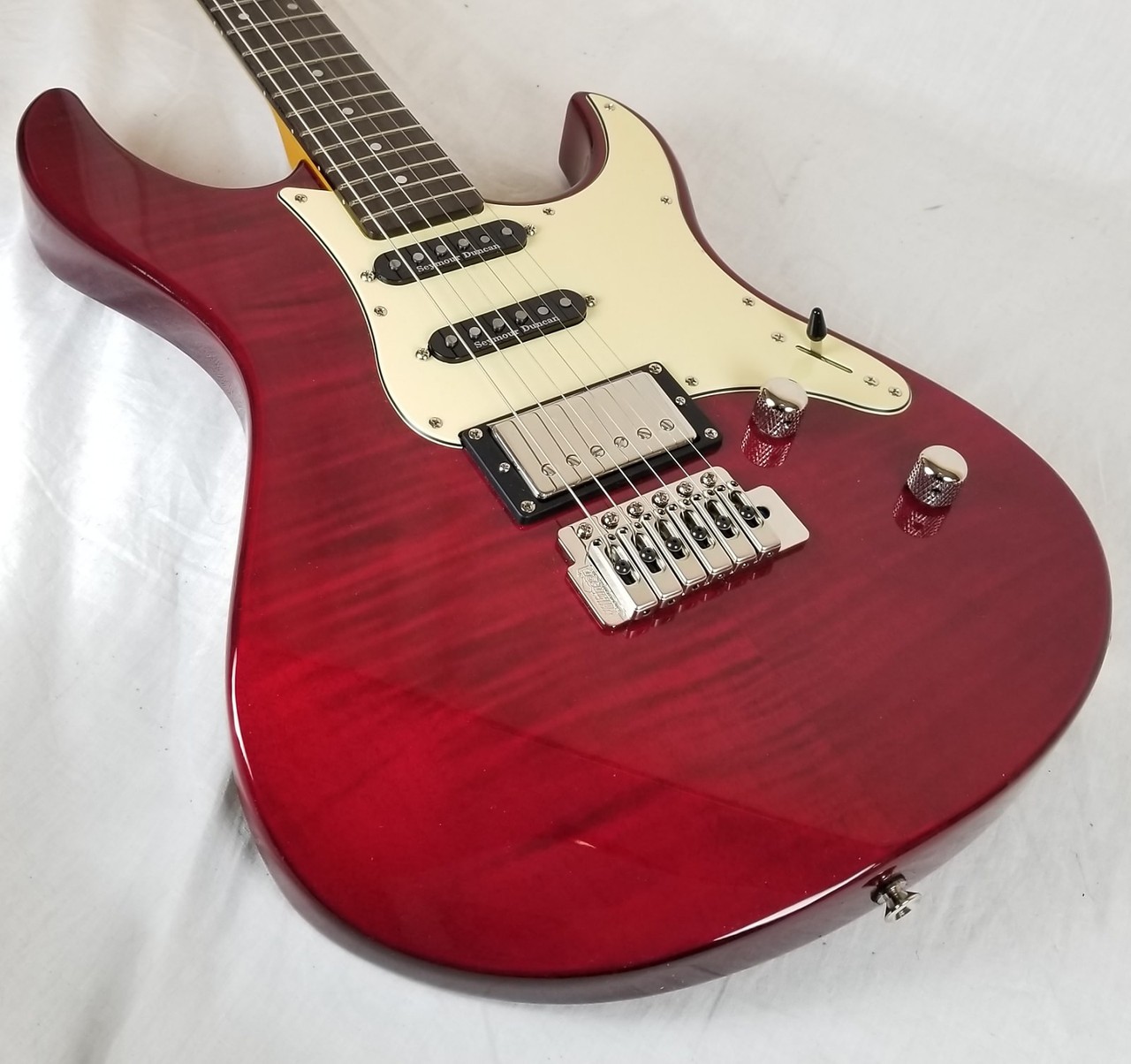 Yamaha Pacifica PAC612VIIFMX Double Cutaway Flame Maple Top H/S/S Electric Guita