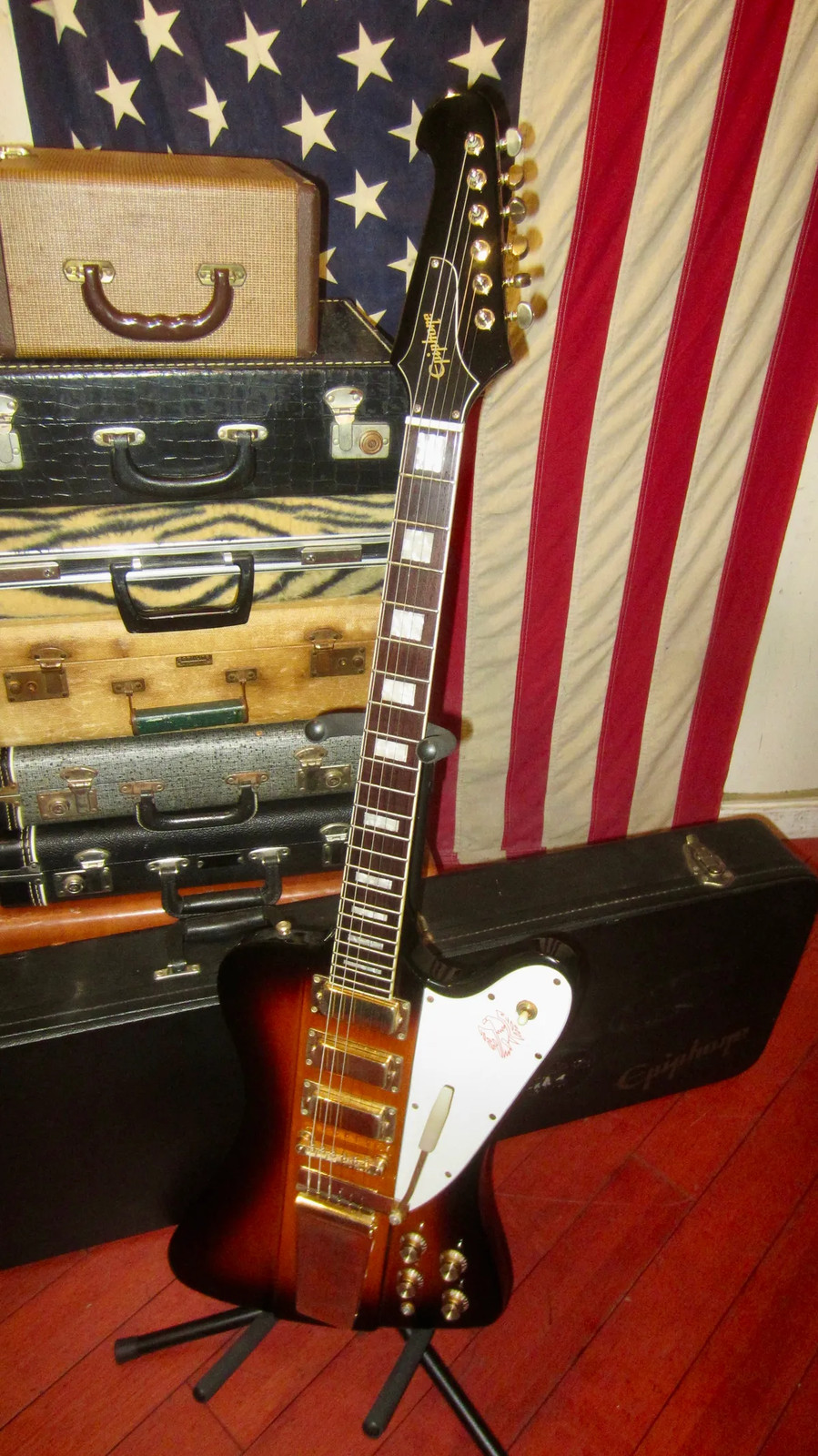 ~2005 Epiphone Firebird VII Sunburst w/ Original Case and Paperwork