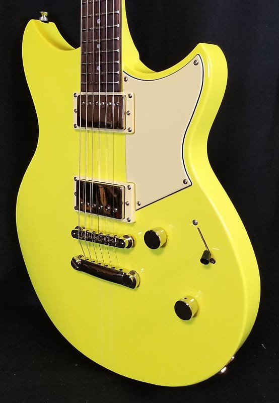 Yamaha RSE20 NYW Revstar Element, Chambered Maple and mahogany body, carbon-rein