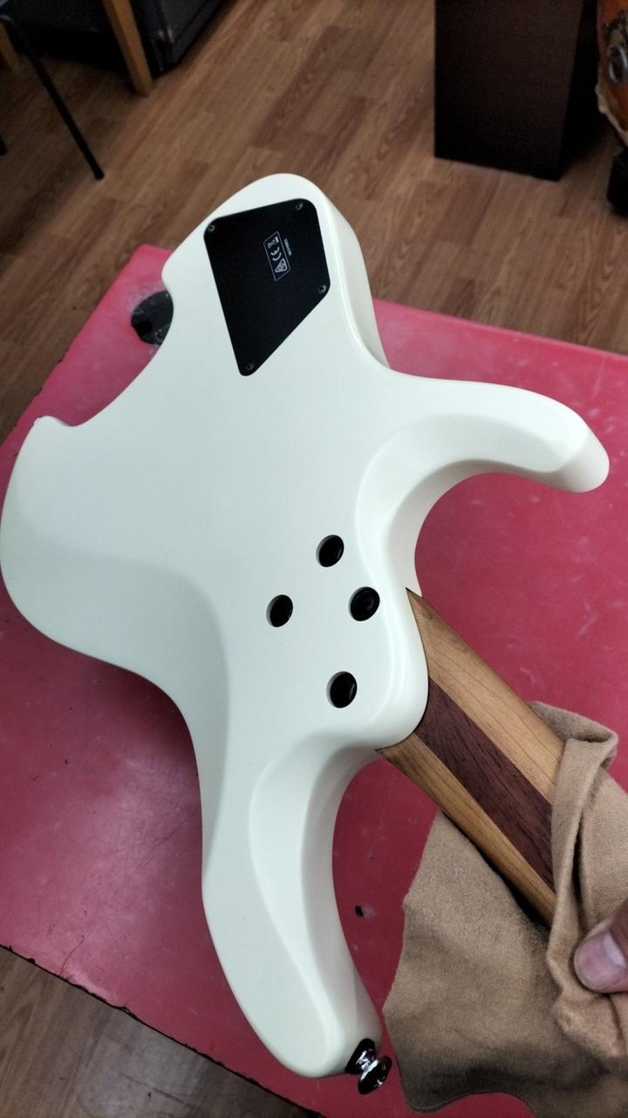 IBANEZ ICHI10-VWM Used Okoume body Maple neck Maple fingerboard White