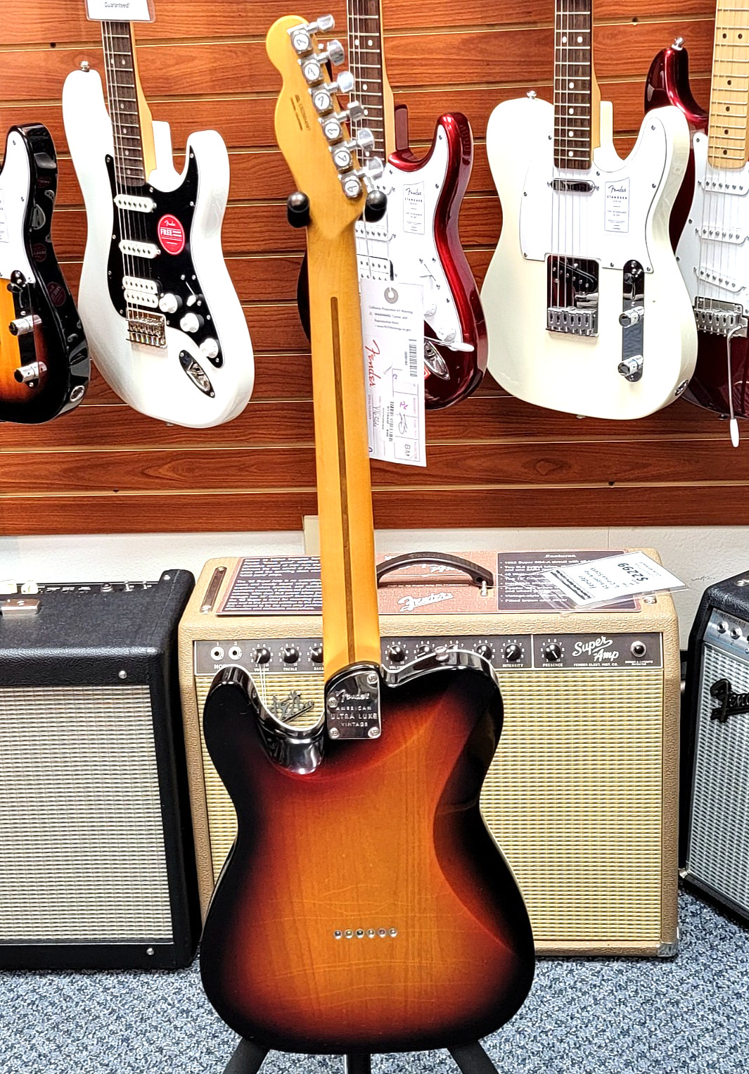 2025 Fender American Ultra Luxe Vintage ’60s Telecaster Custom w/Case! Sunburst!