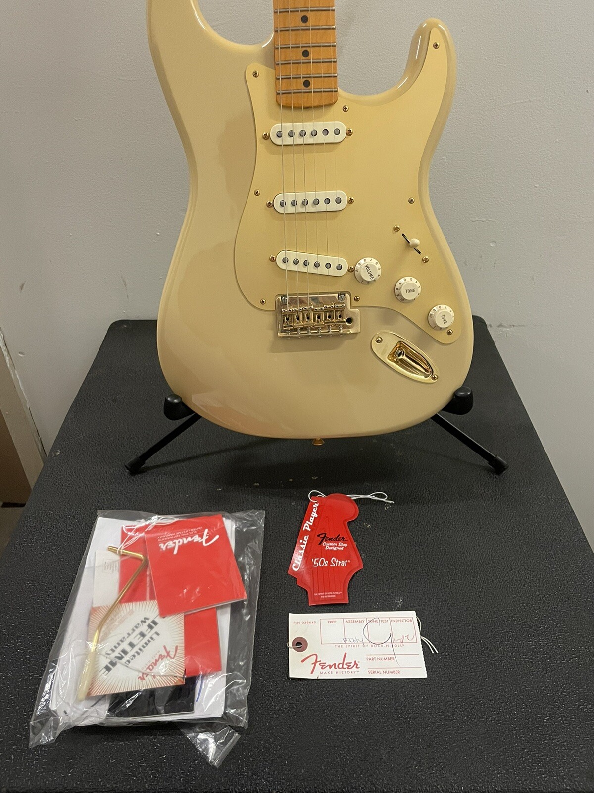2014 Fender Mexico 60th Anniversary Classic Player 50’s Strat Electric Guitar