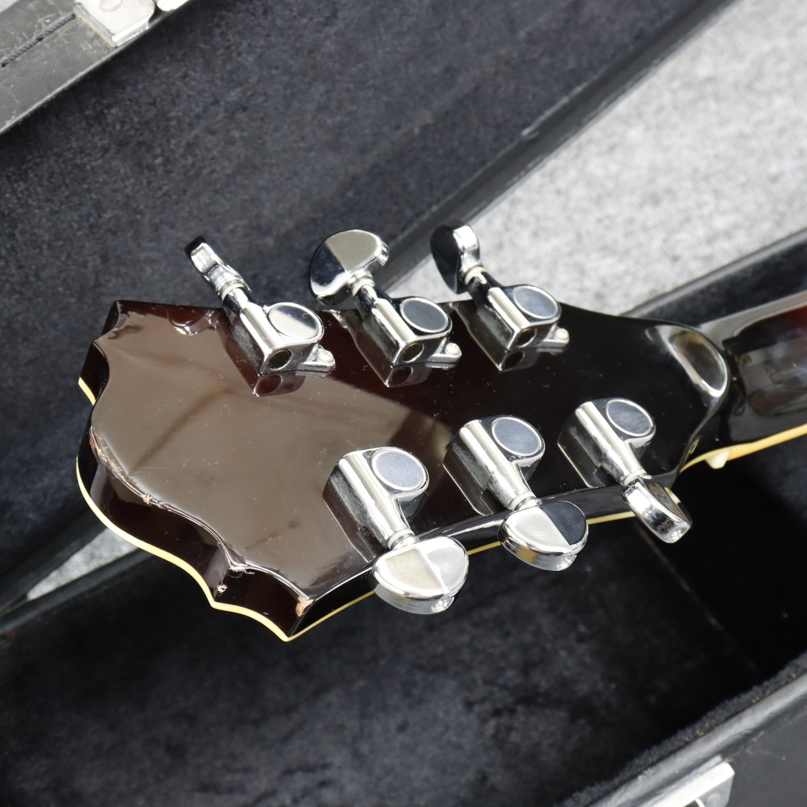 Ibanez AF84E-DVS Artcore 2005 – 2009 – Dark Violin Sunburst