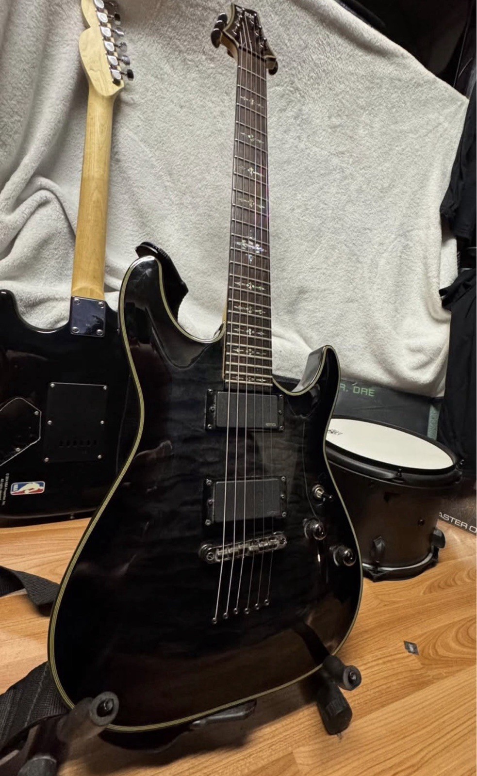2011 Schecter Damien Elite-6 Diamond Series Electric Guitar