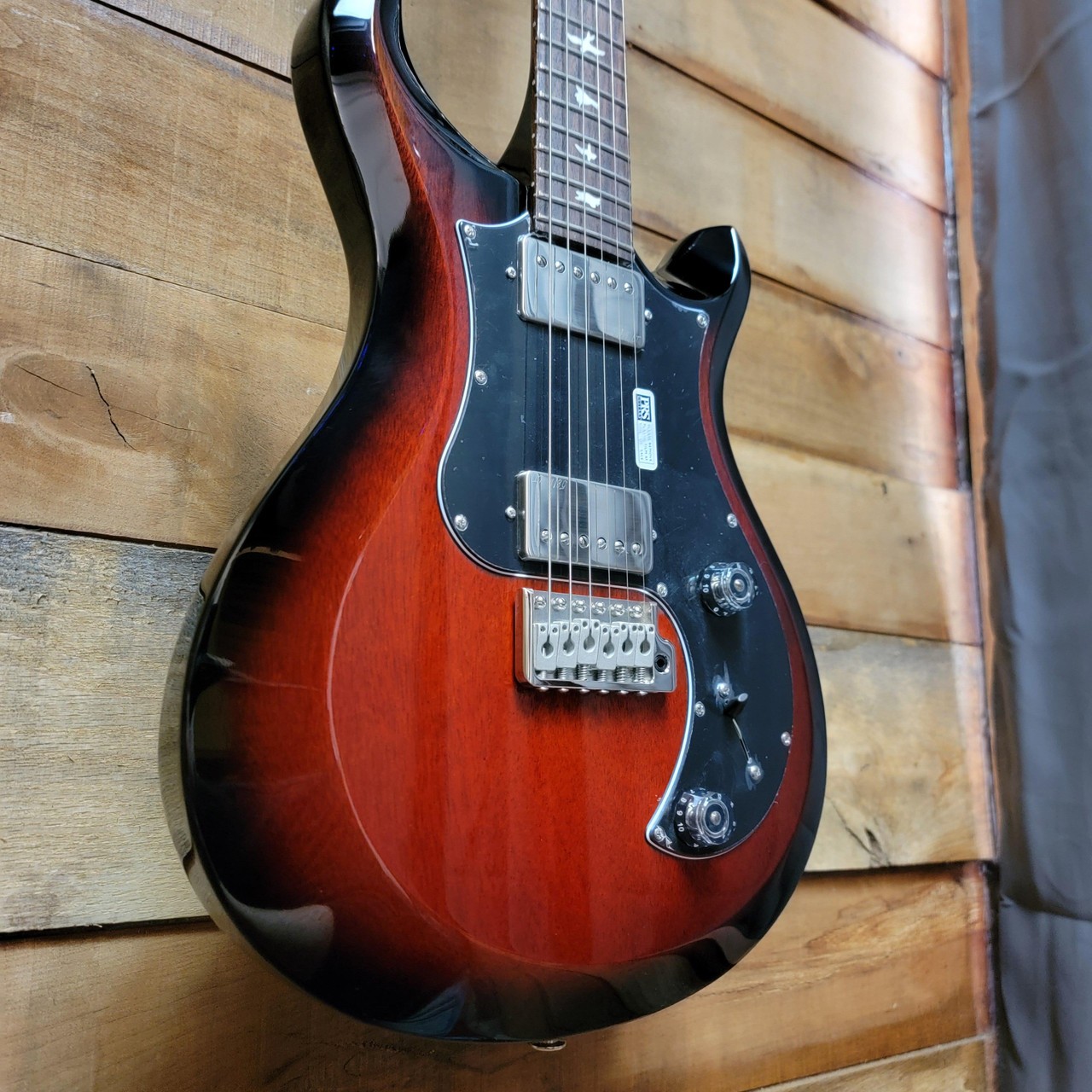 *DEMO* PRS S2 Standard 22 – Scarlet Sunburst w/ Gig Bag