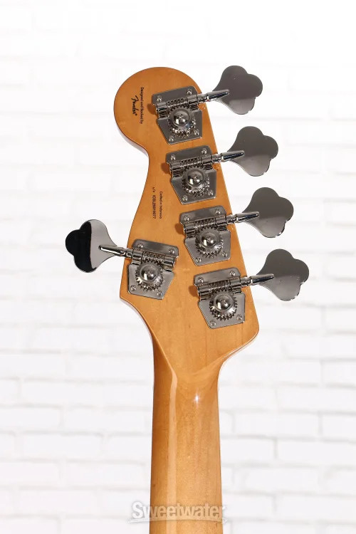 Squier Classic Vibe ’70s Jazz Bass V – Natural with Maple Fingerboard