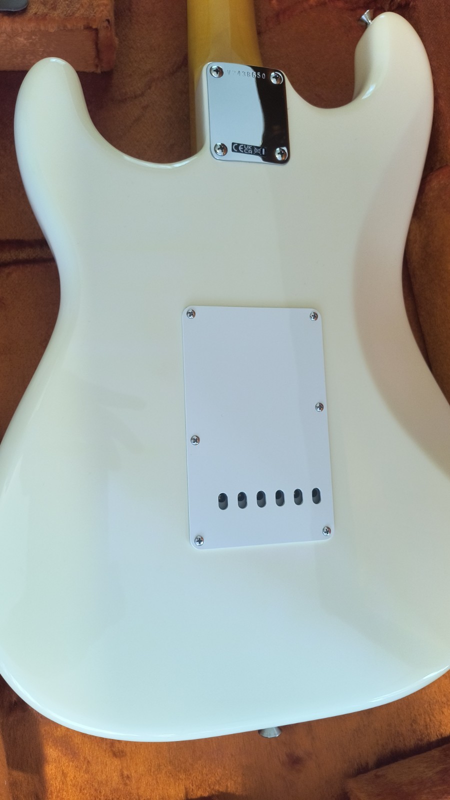 Fender American Vintage II 1961 Stratocaster Electric Guitar – Olympic White