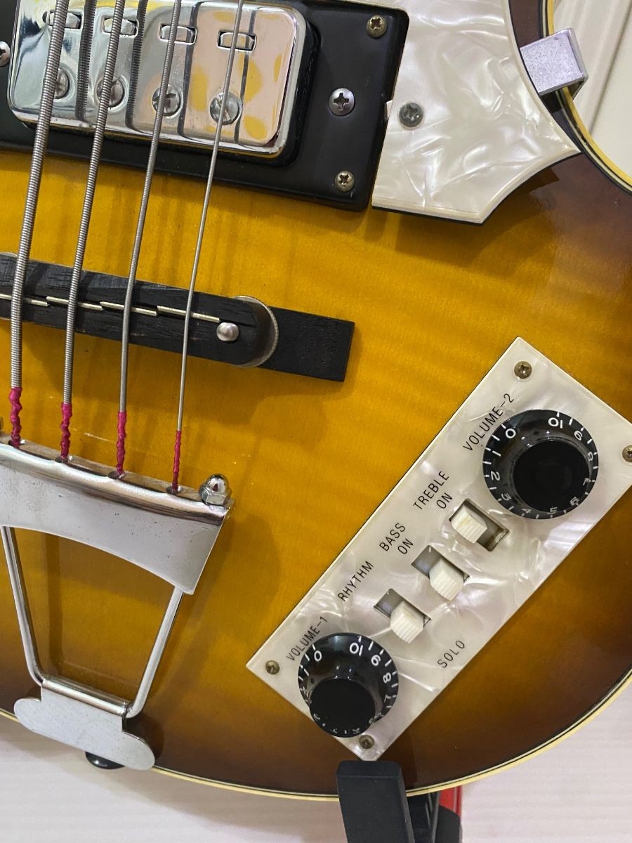 Japan Vintage Set Neck Bizarre Beatles Violin Bass Guitar