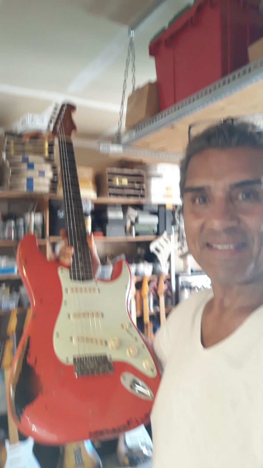 Fender Stratocaster 63 “Michael Landau” Trib Dakota Red Strat over 3 T-SB
