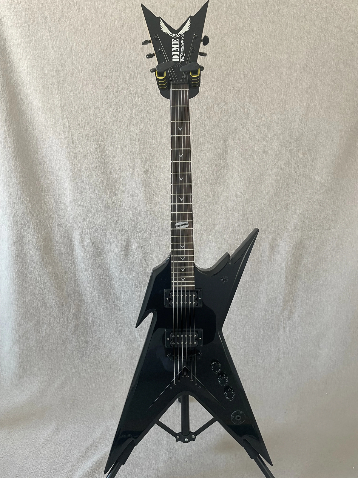 Hot Dean Razorback Dimebag Classic Black Electric Guitar Factory