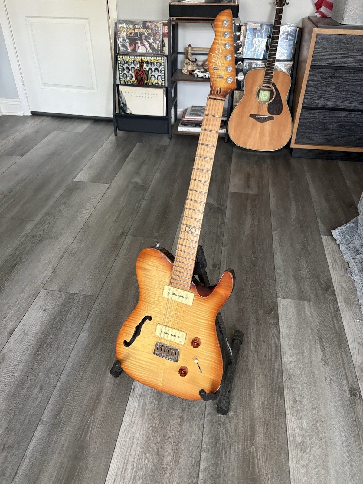 Chapman Ml3 Pro Semi Hollowbody Electric Guitar