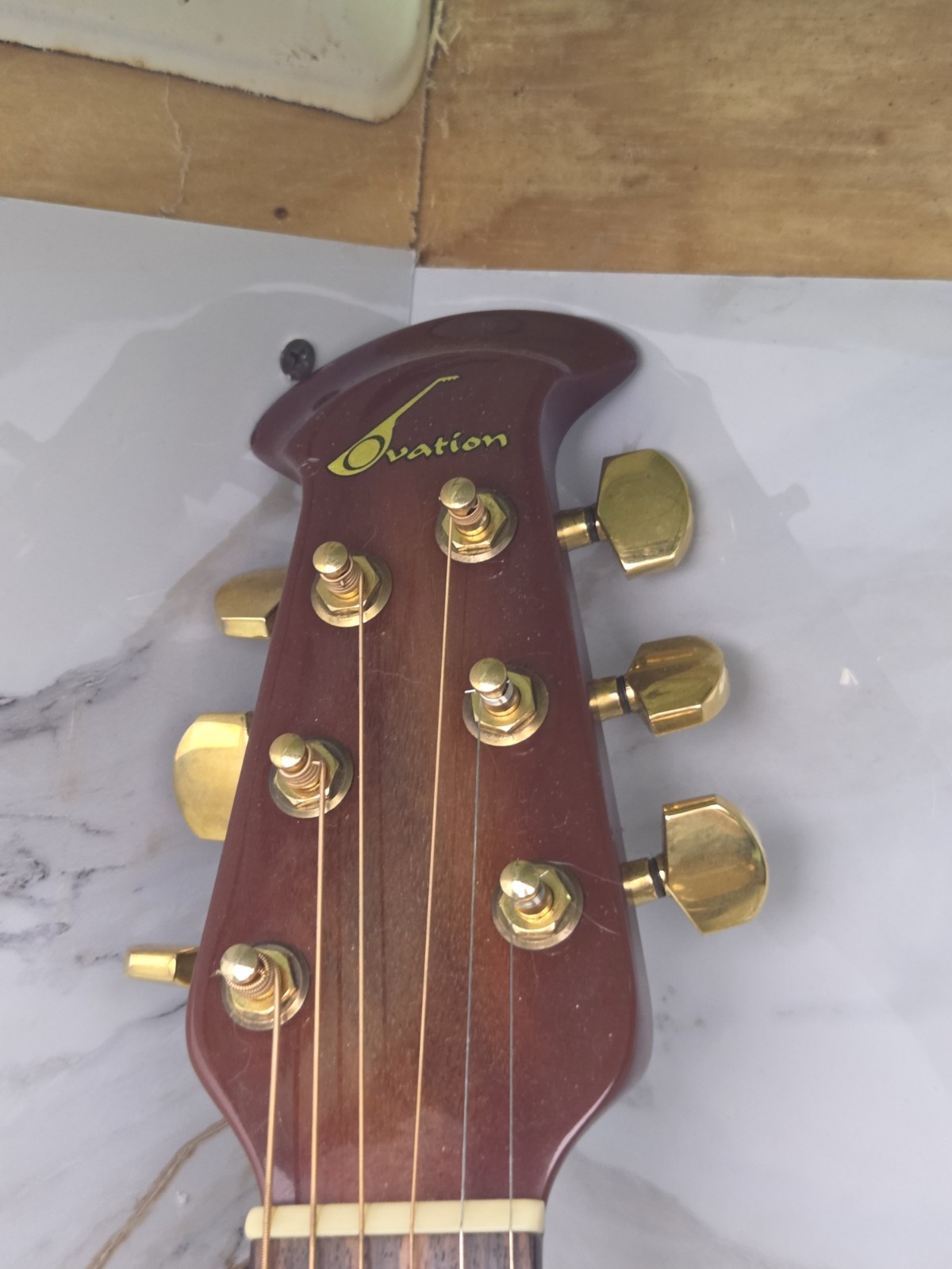 Ovation 85 Collectors Series Owned by Mick Jones FOREIGNER 1985 Sunburst Guitar