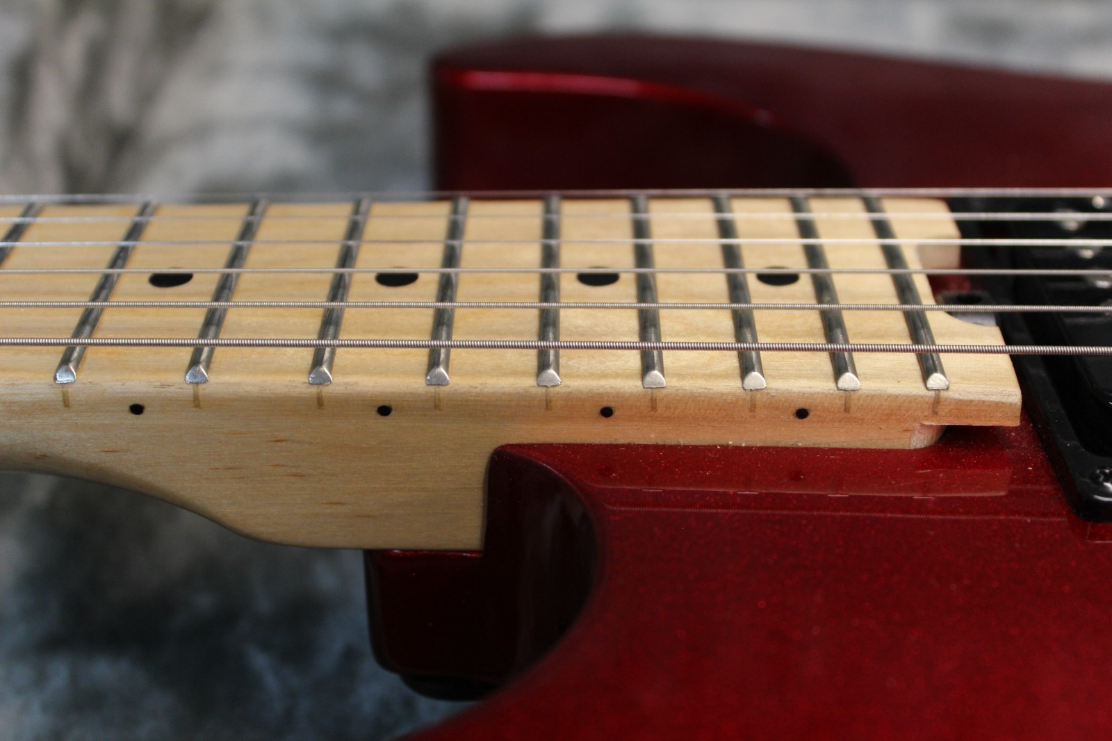 Used Charvel Pro-Mod San Dimas Style 1 HH RW – glitter red W/Hardcase