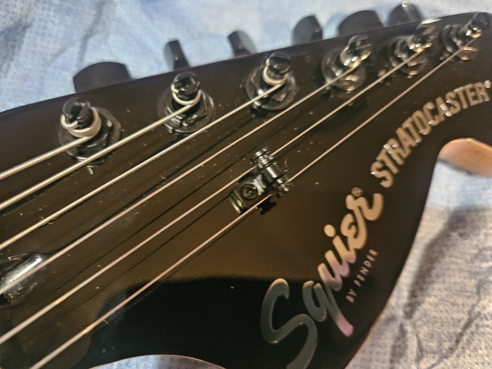 Squier Contemporary Strat Sonic Hybrid Partscaster Hardtail Torino Red MODS