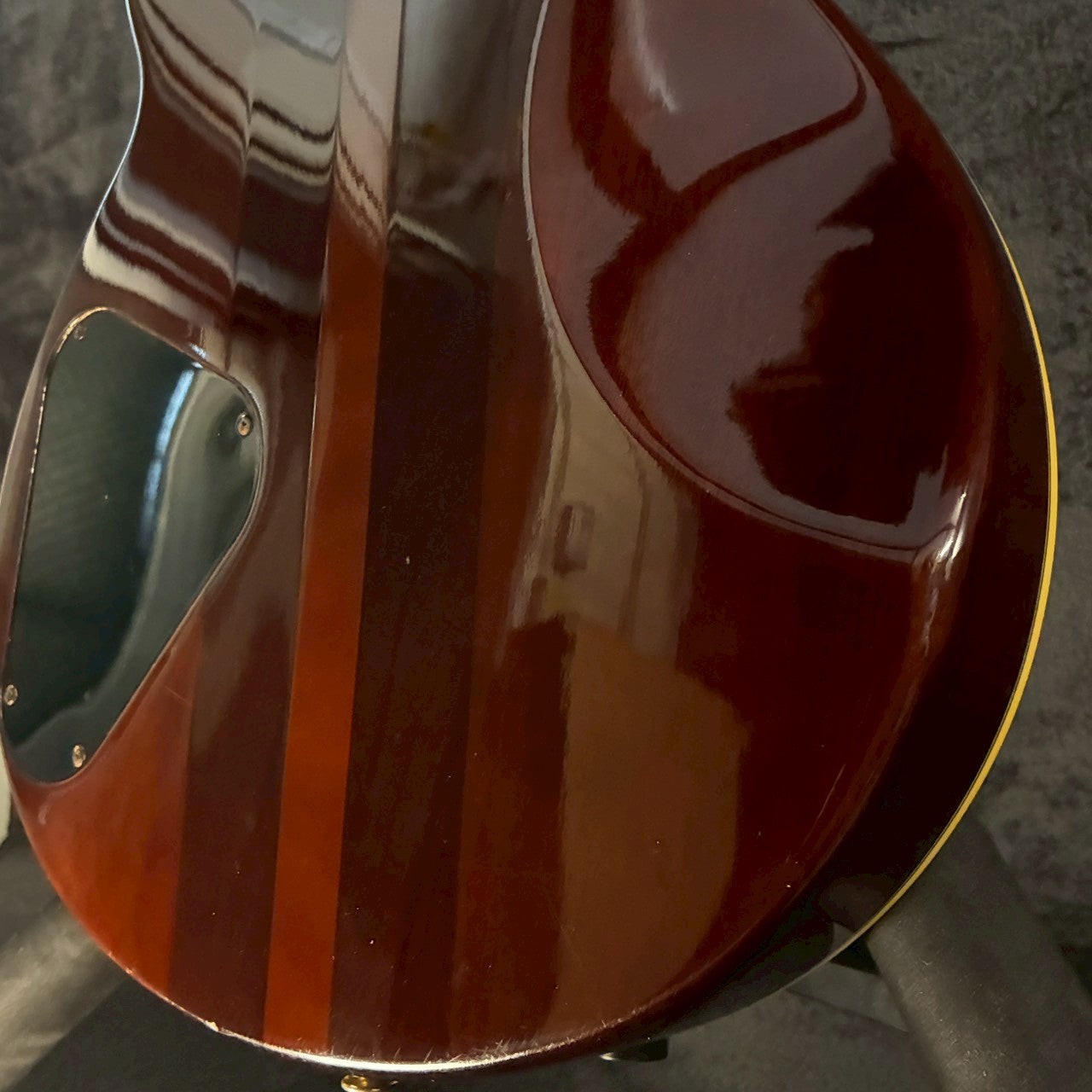 YAMAHA SG2000 Sunburst【4.94kg】