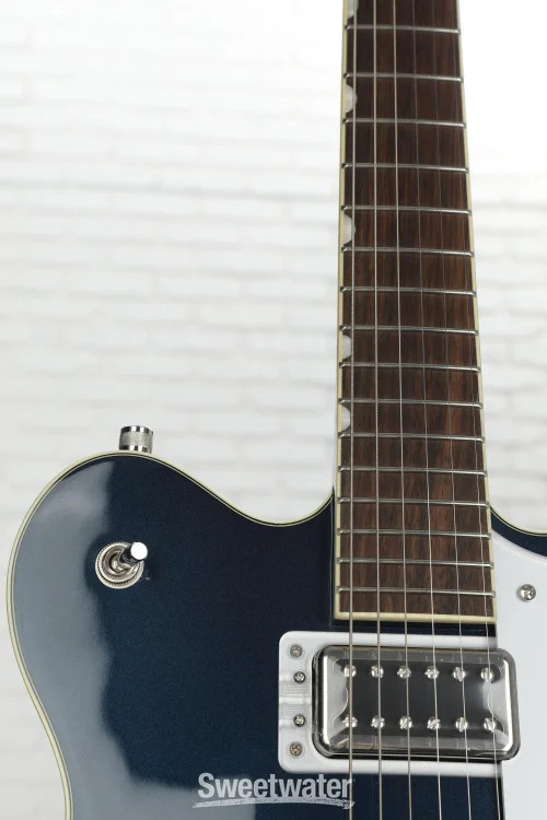 Gretsch G5622T Electromatic Center Block Double-Cut with Bigsby – Midnight