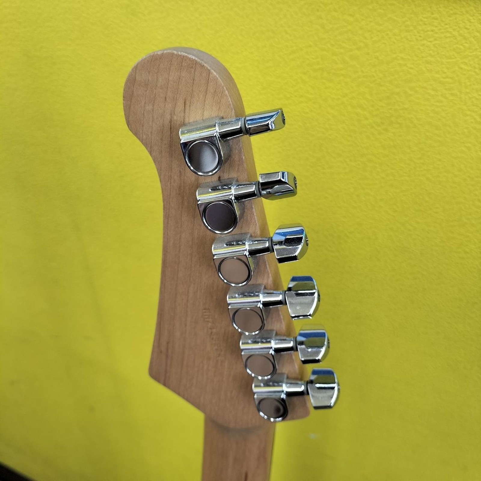 YAMAHA PAC112V Used Alder body Maple neck Rosewood fingerboard Sonic Blue