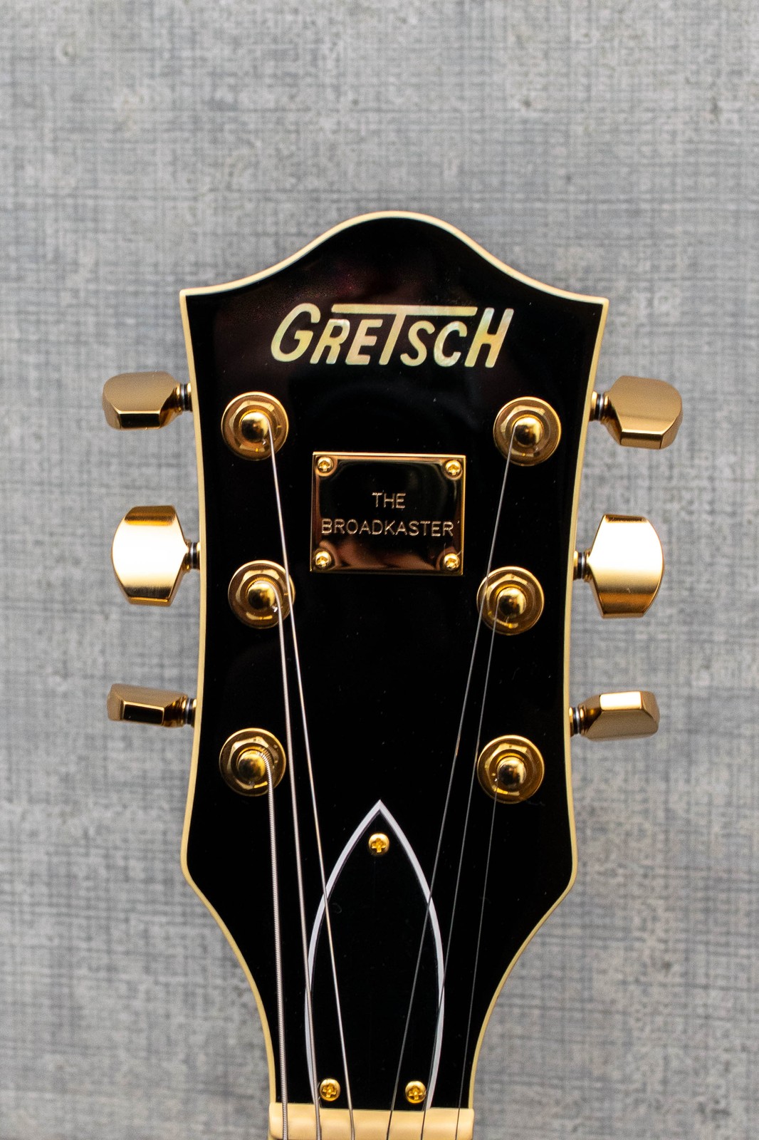 Used Gretsch Broadkaster Jr. LX Center Block with String-Thru Bigsby and Gold
