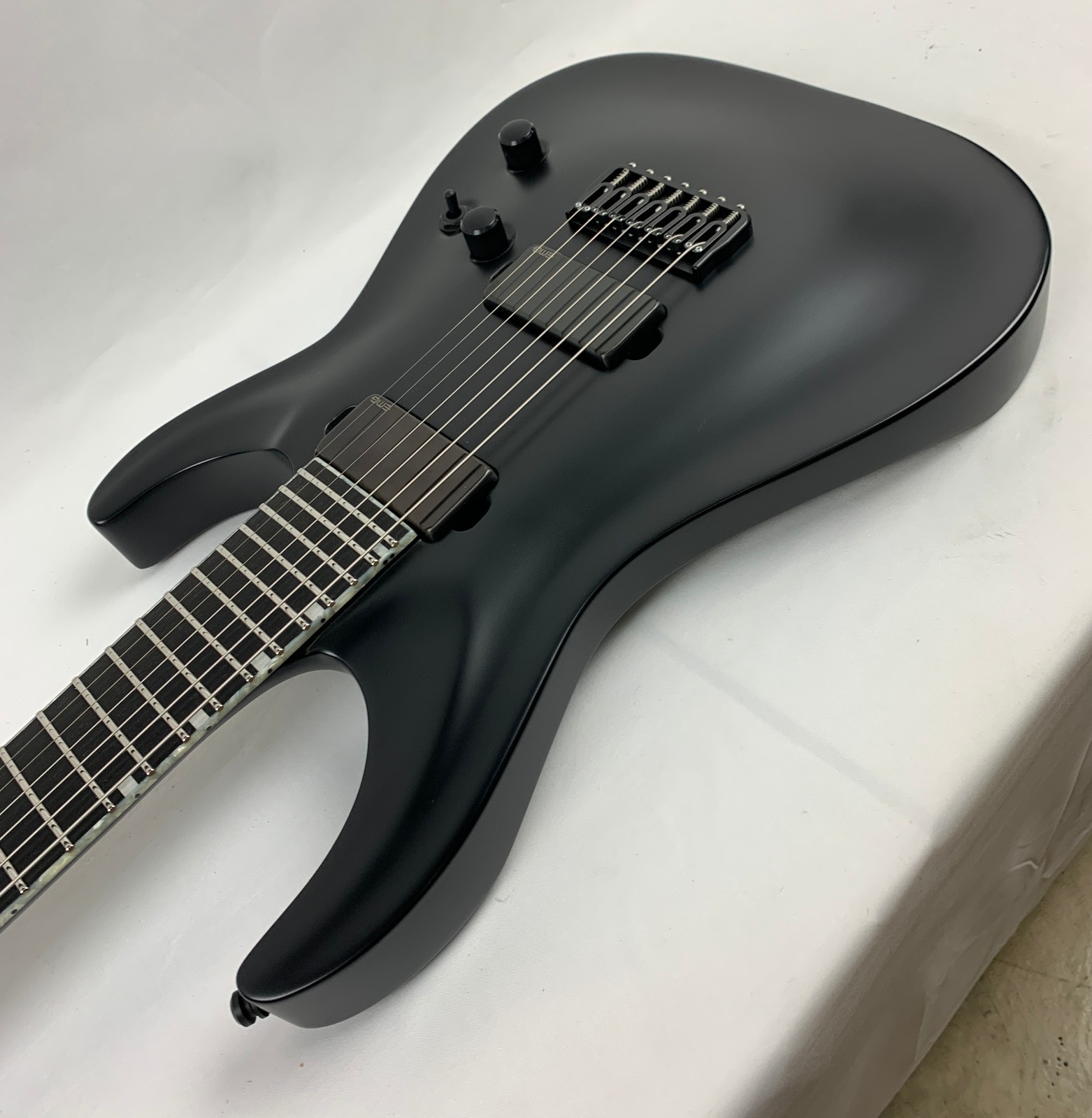 ESP E-II Horizon NT-7B Hipshot Black Satin HS BLKS Electric B-Stock + Case NT7B