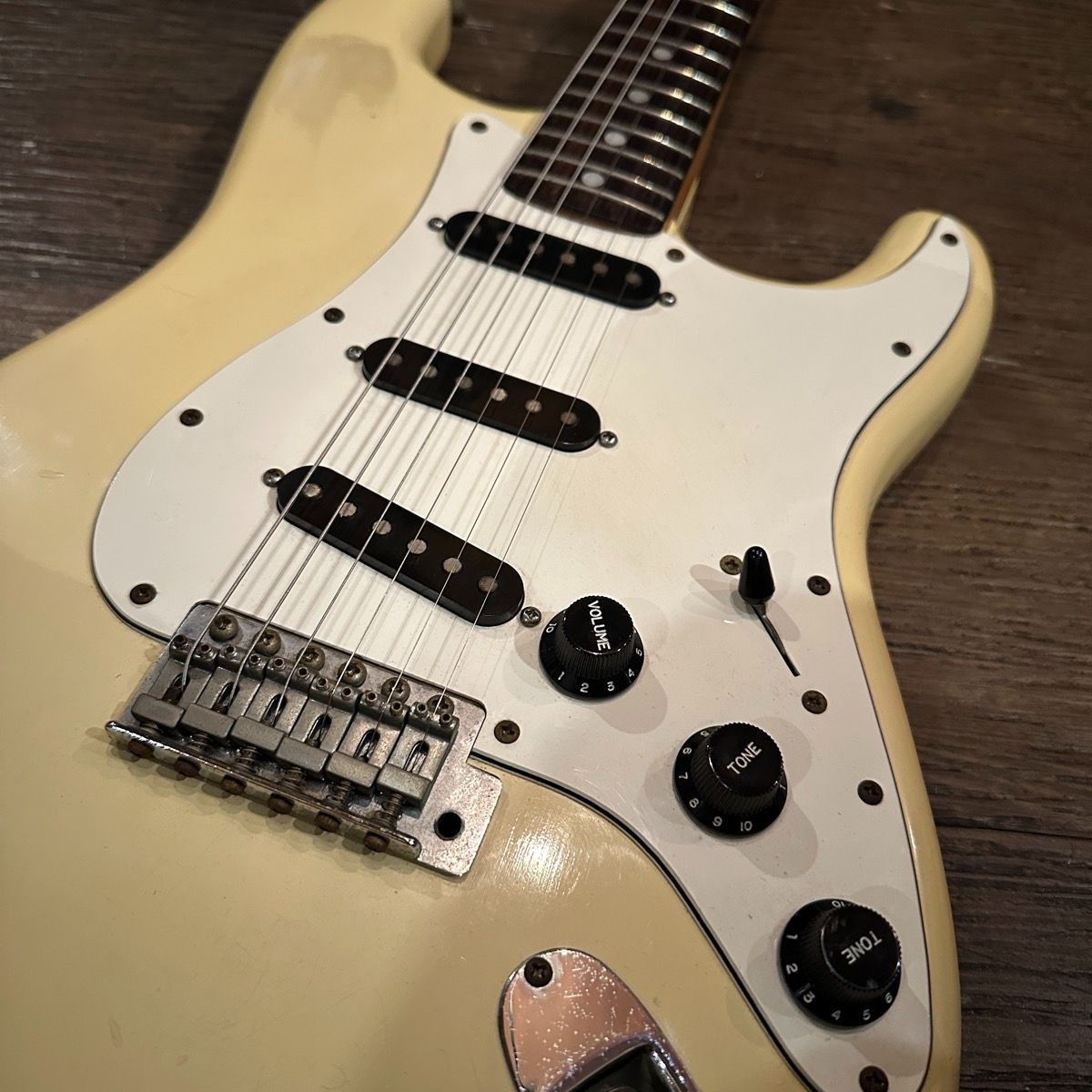 Fernandes FST-50 Made in Japan Electric Guitar Electric Guitar Fernandes Stone