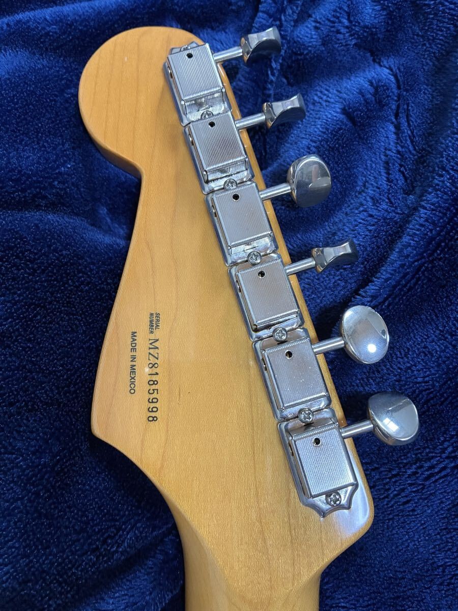 Fender Mexico Classic Series ’60s Stratocaster Electric Guitar
