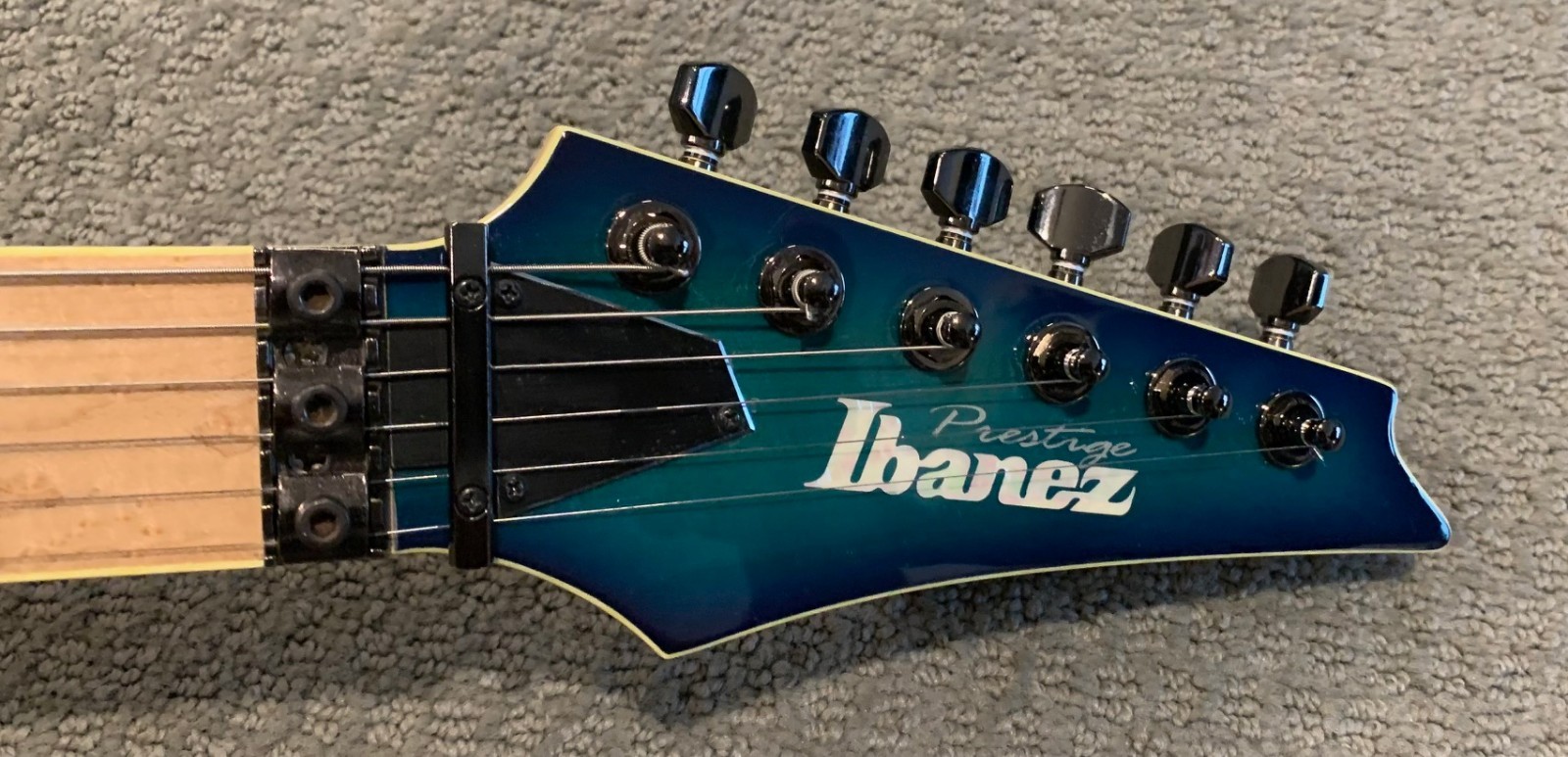 Ibanez Prestige RG652AHM Nebula Green Burst