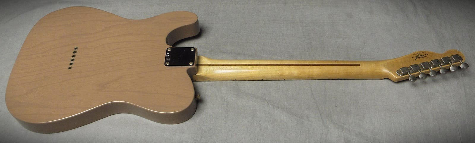 Fender 1951 Nocaster Journeyman Relic – Dirty White Blonde