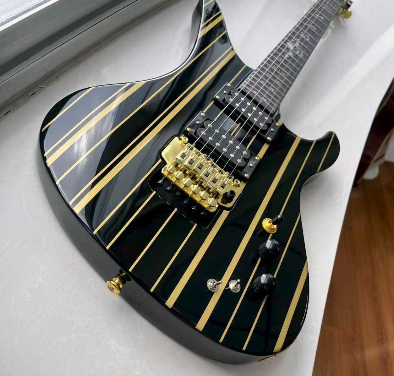 Synyster Gates Signature Electric Guitar Rosewood Fingerboard With FR Bridge